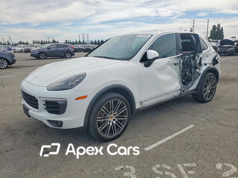 Porsche Cayenne 2015 - Image 1 of 13