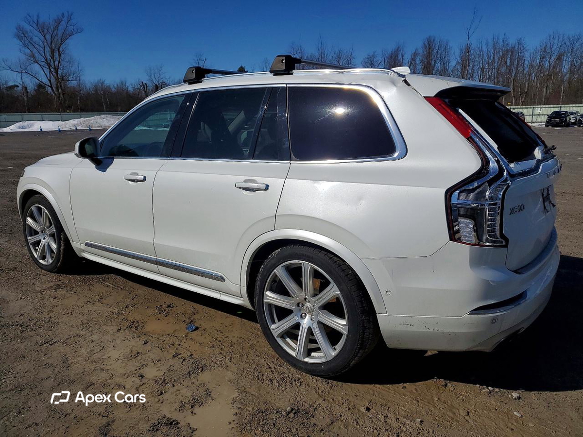 Volvo XC90 2019