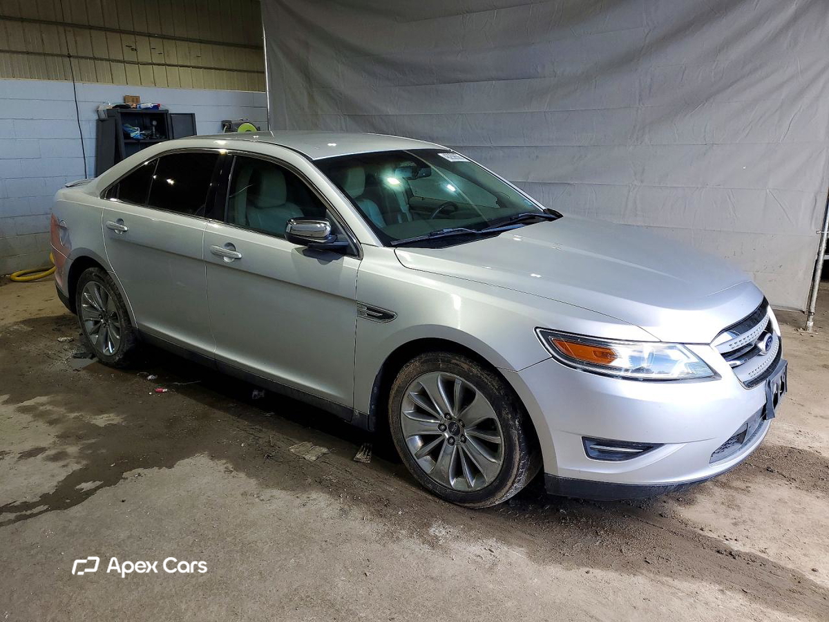 Ford Taurus 2011