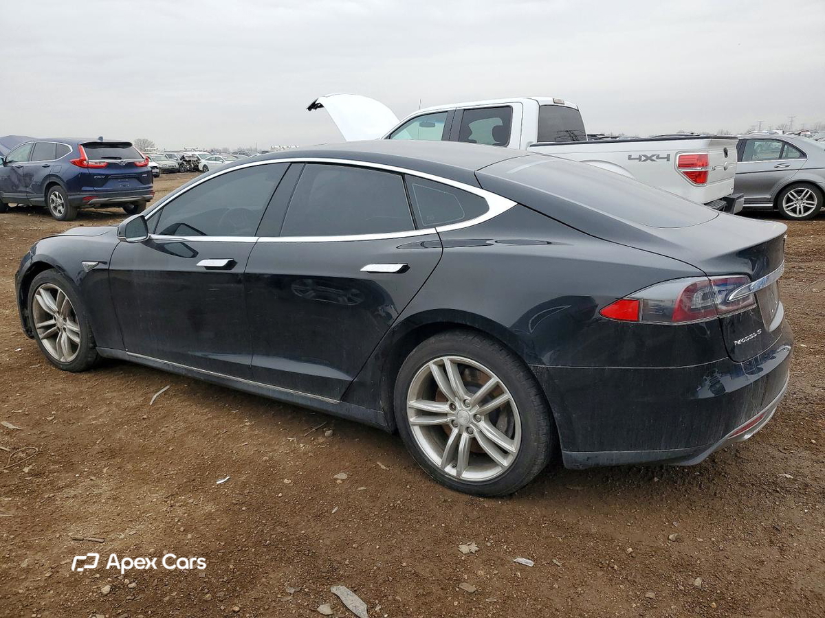 Tesla Model S 2014