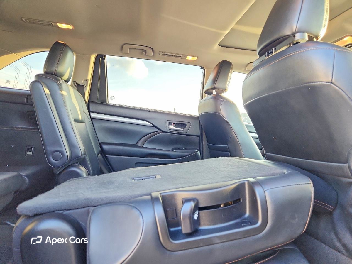 Toyota Highlander 2018