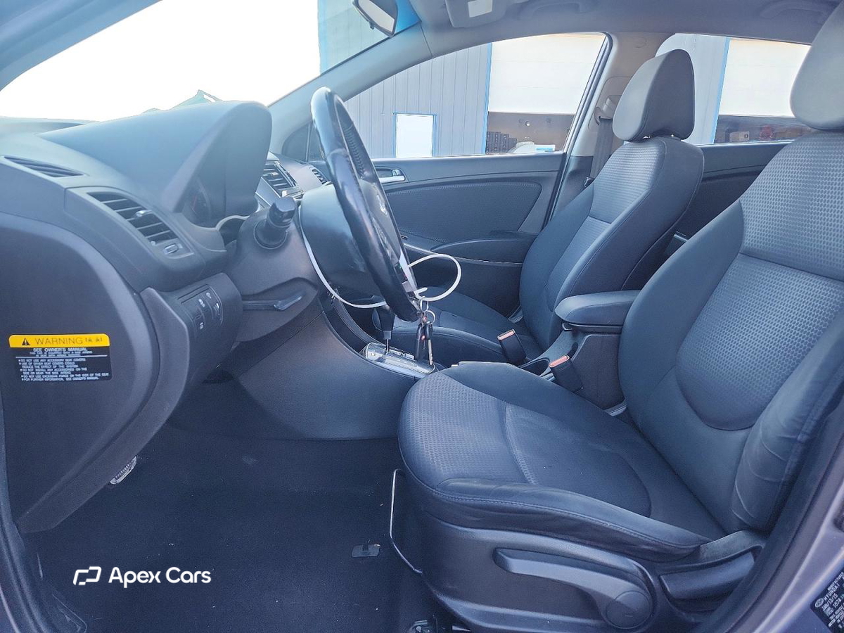 Hyundai Accent 2015