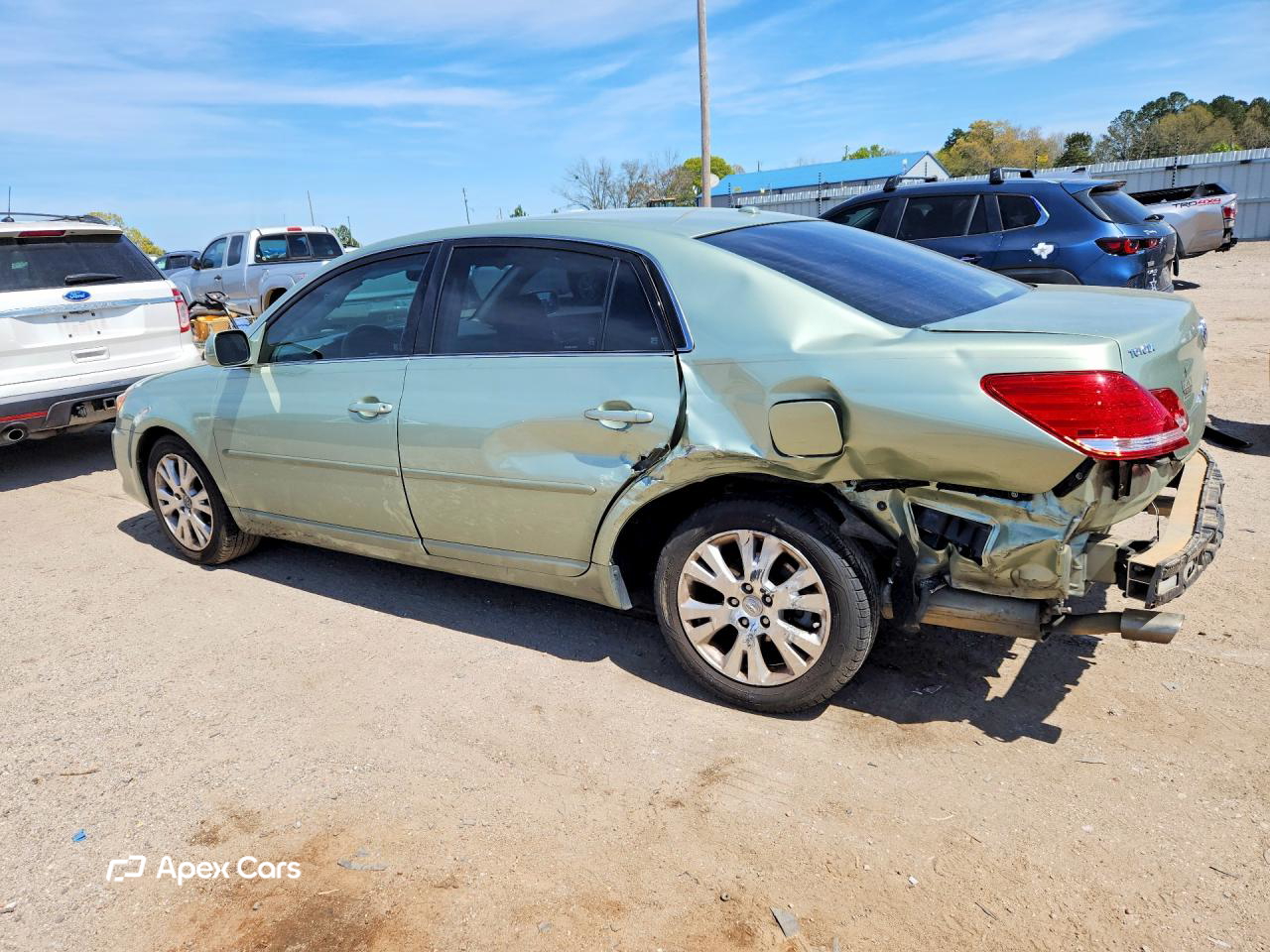 Toyota Avalon 2010
