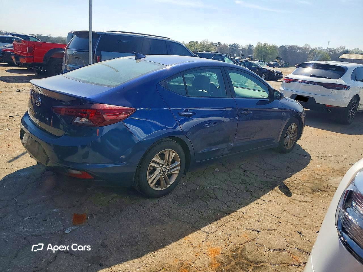 Hyundai Elantra 2019