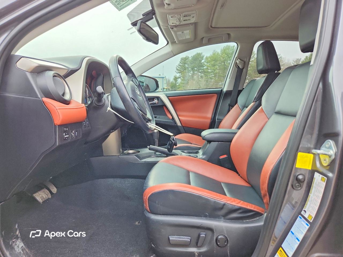 Toyota RAV 4 2015