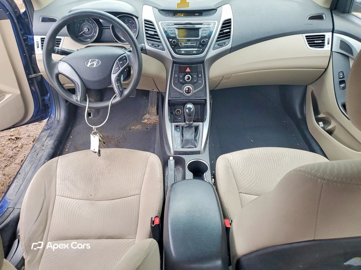 Hyundai Elantra 2016