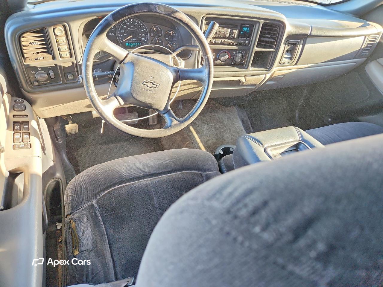 Chevrolet Suburban 2002