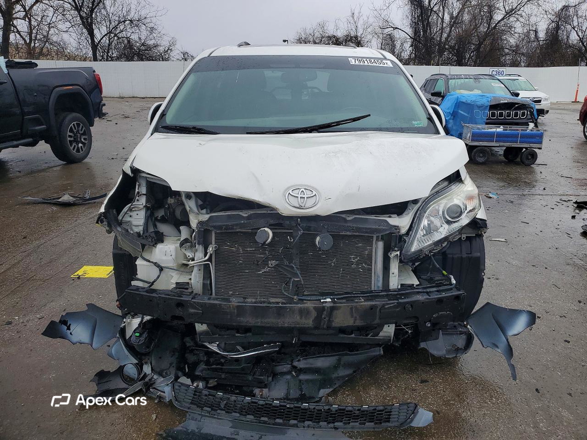 Toyota Sienna 2017