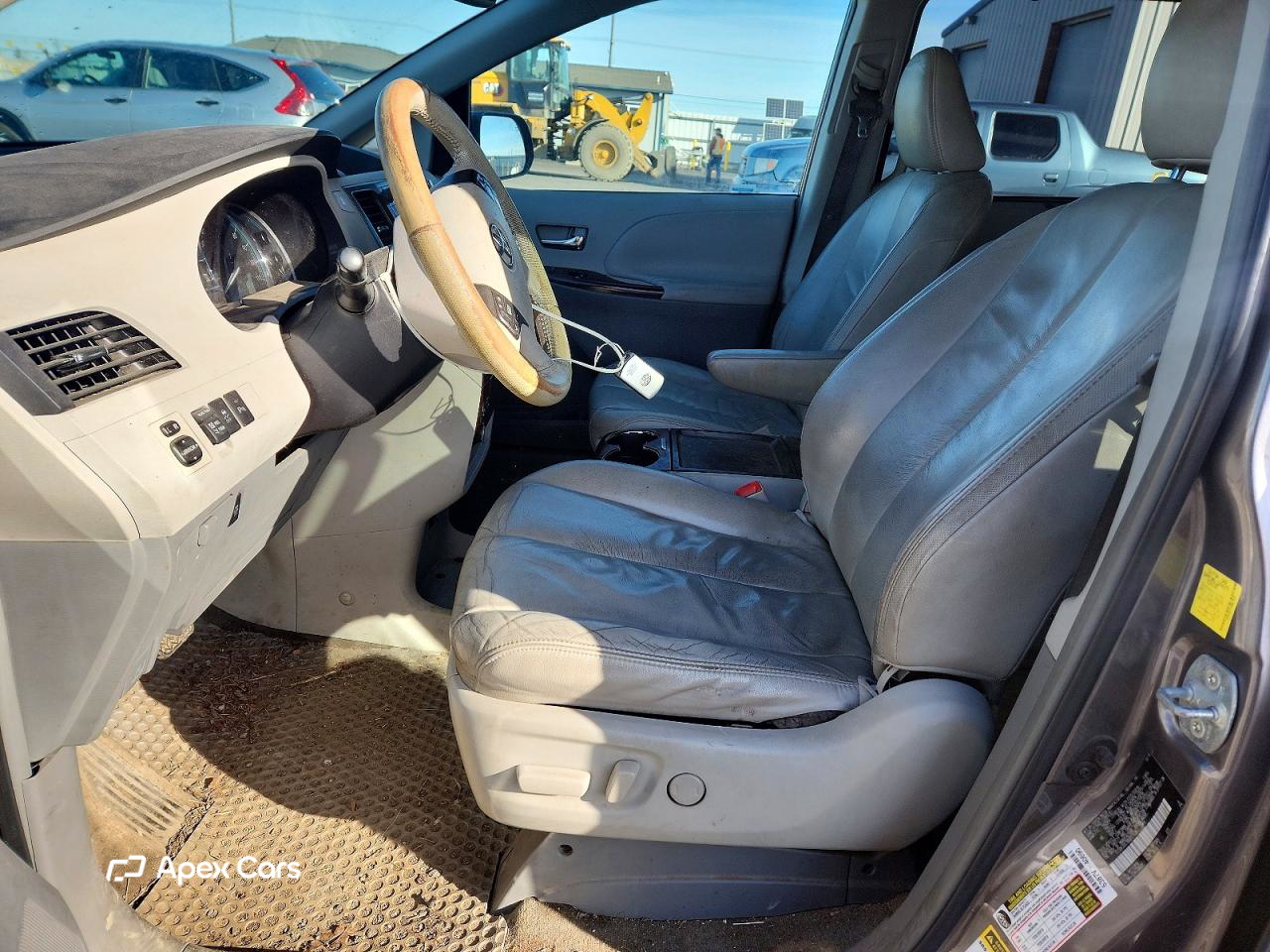 Toyota Sienna 2011