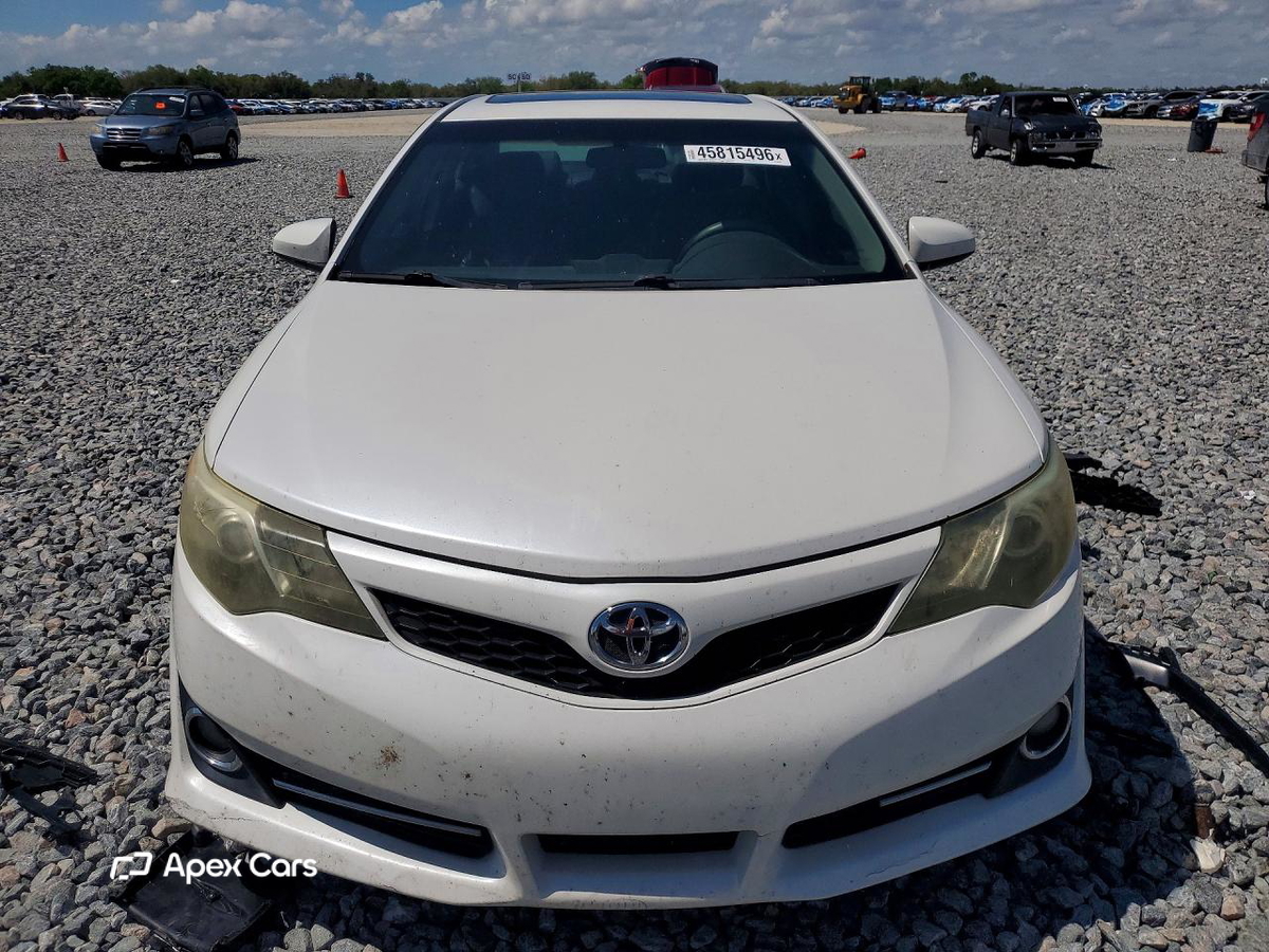 Toyota Camry 2012