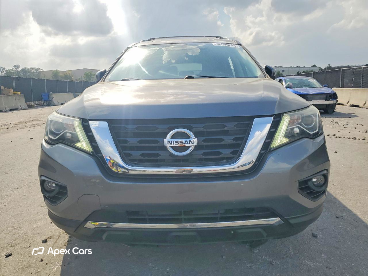 Nissan Pathfinder 2017