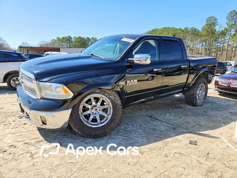 RAM 1500 2015 - Zdjęcie 1 z 13