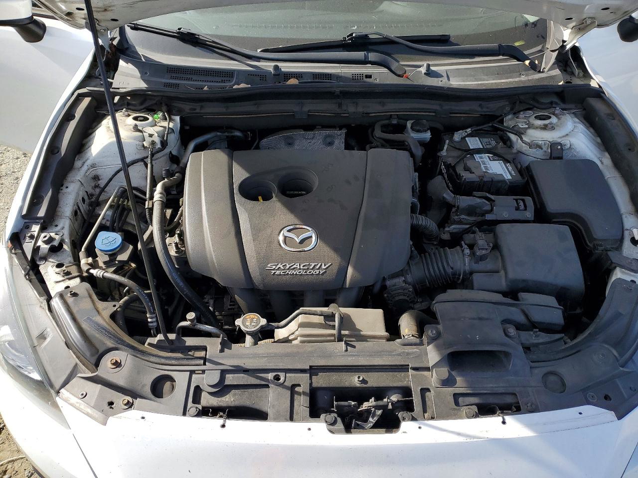 Mazda 3 2016