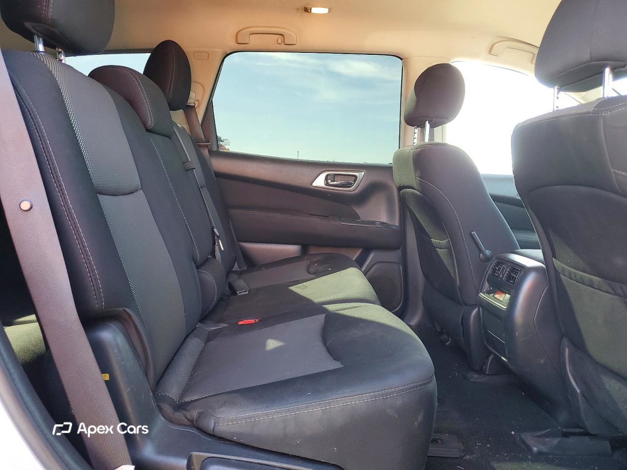 Nissan Pathfinder 2017