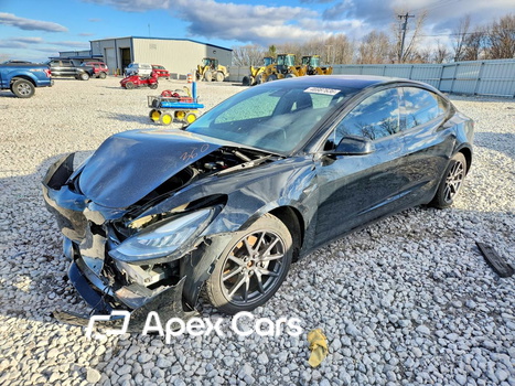 Tesla Model 3 2018 - Image 1 of 13