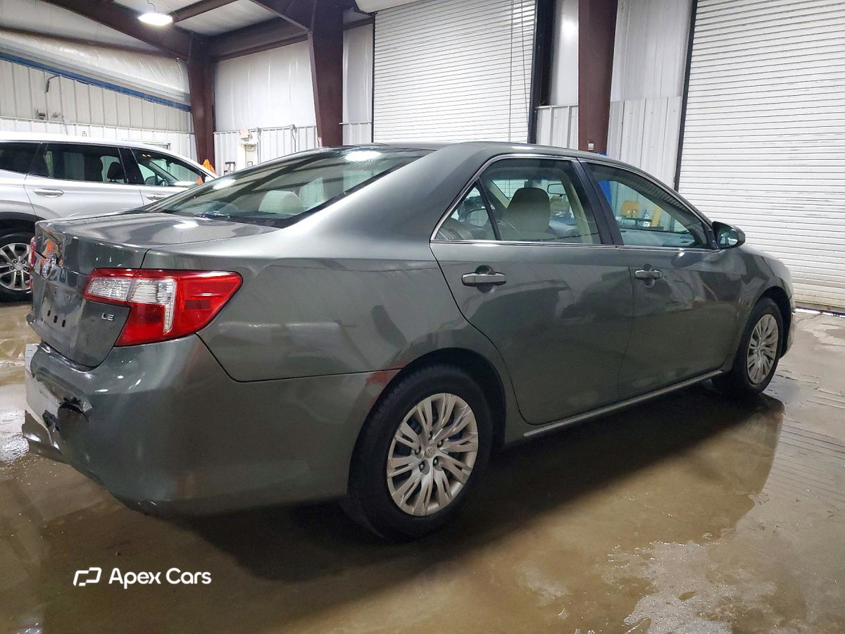 Toyota Camry 2012
