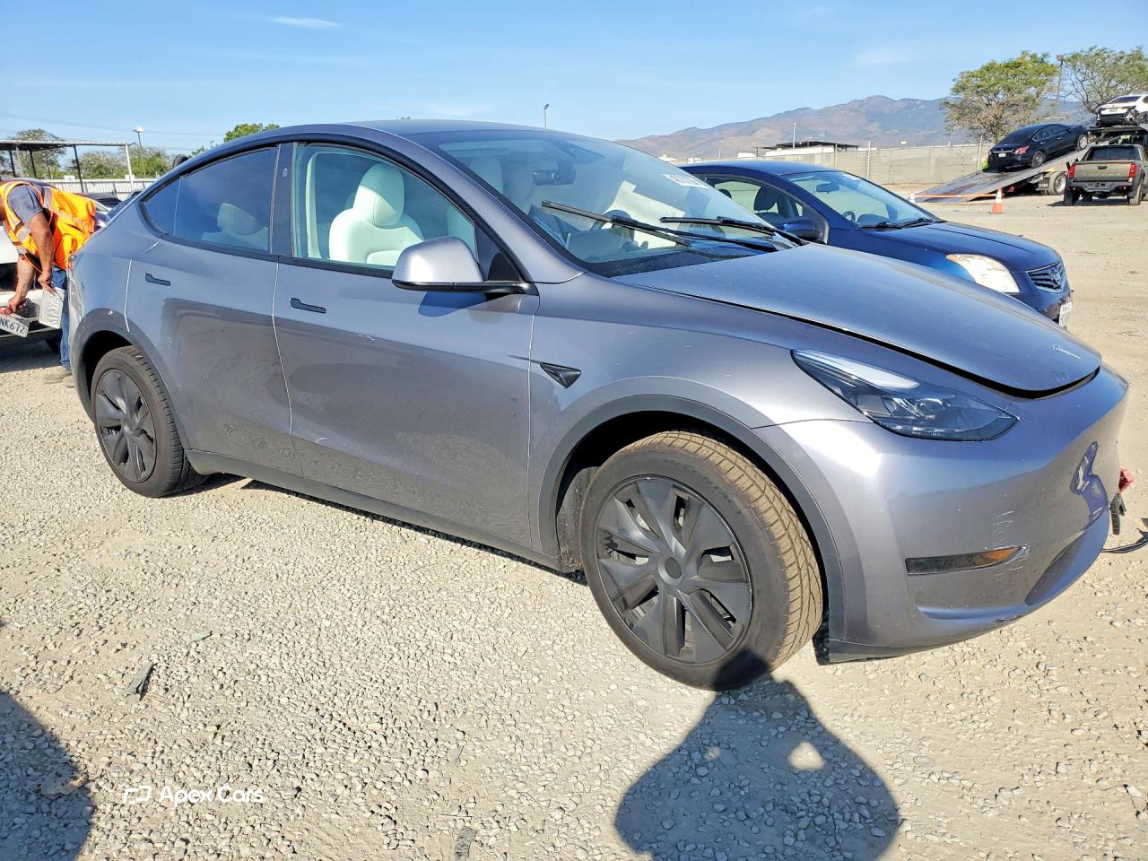 Tesla Model Y 2024