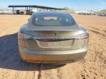Tesla Model S 2016