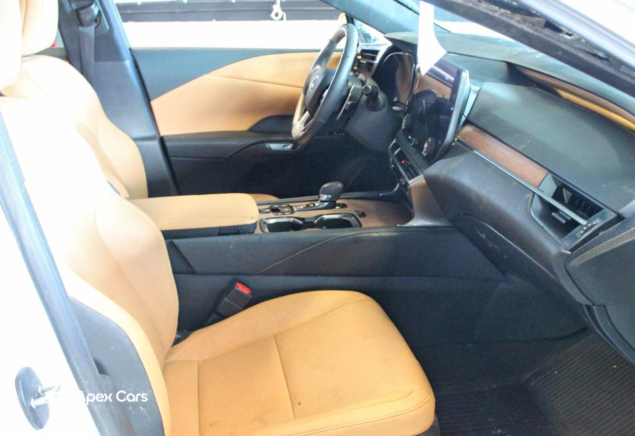 Lexus RX 2023