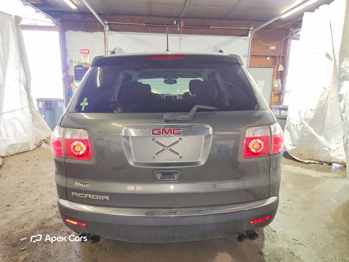 GMC Acadia 2011