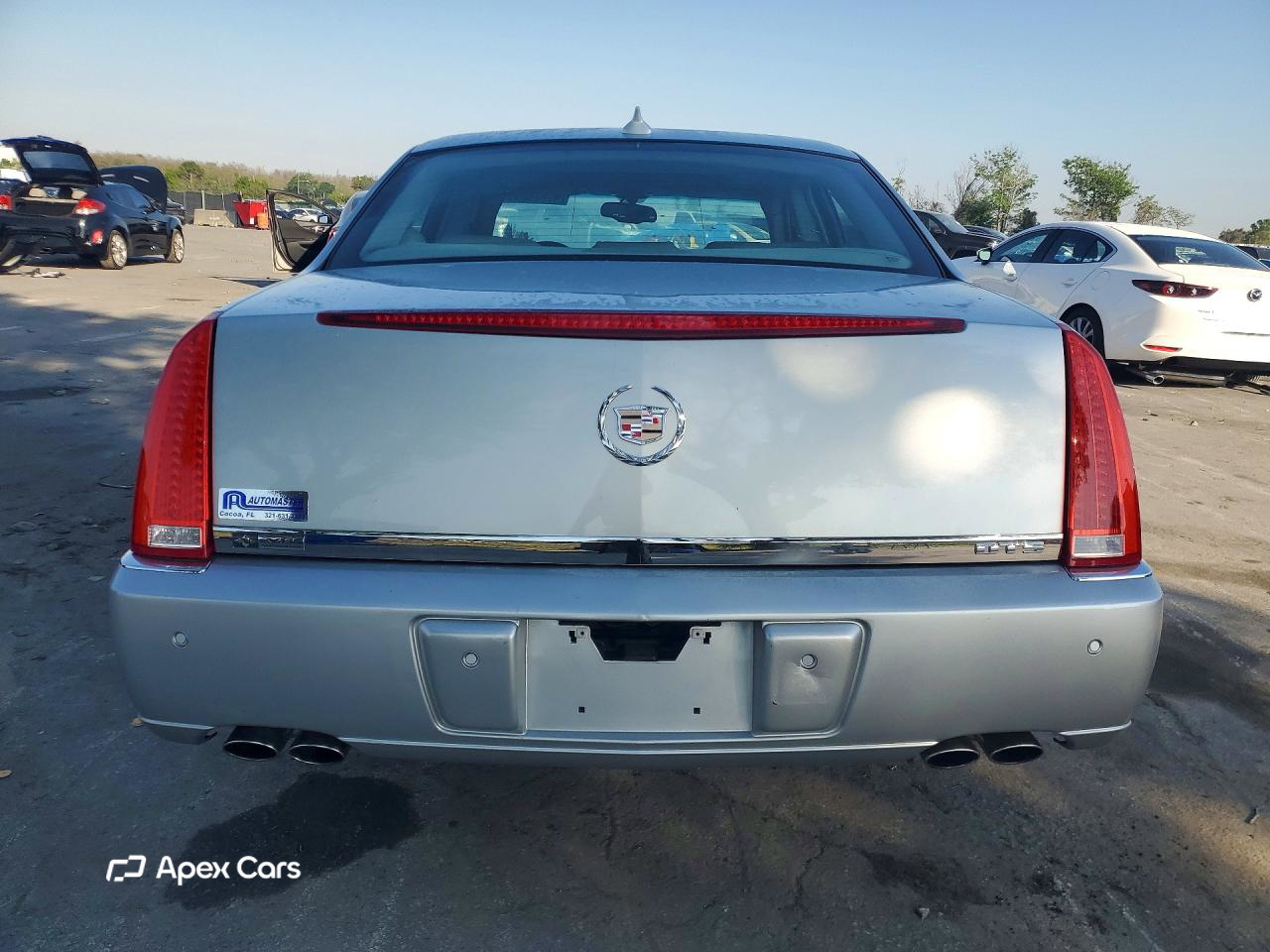 Cadillac DTS 2010