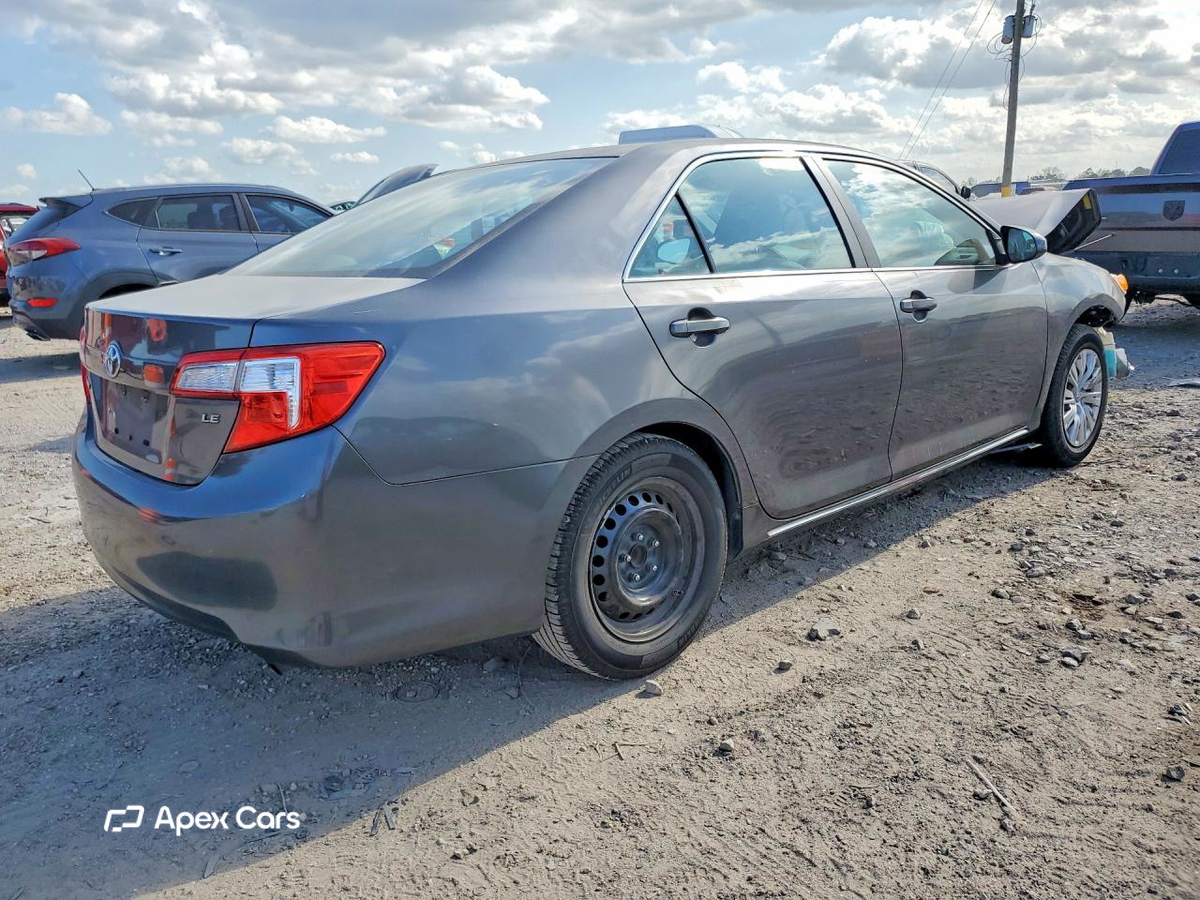 Toyota Camry 2012