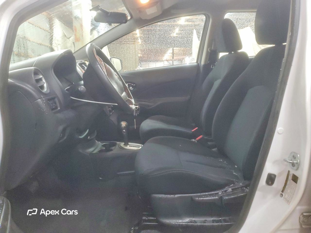 Nissan Versa 2016