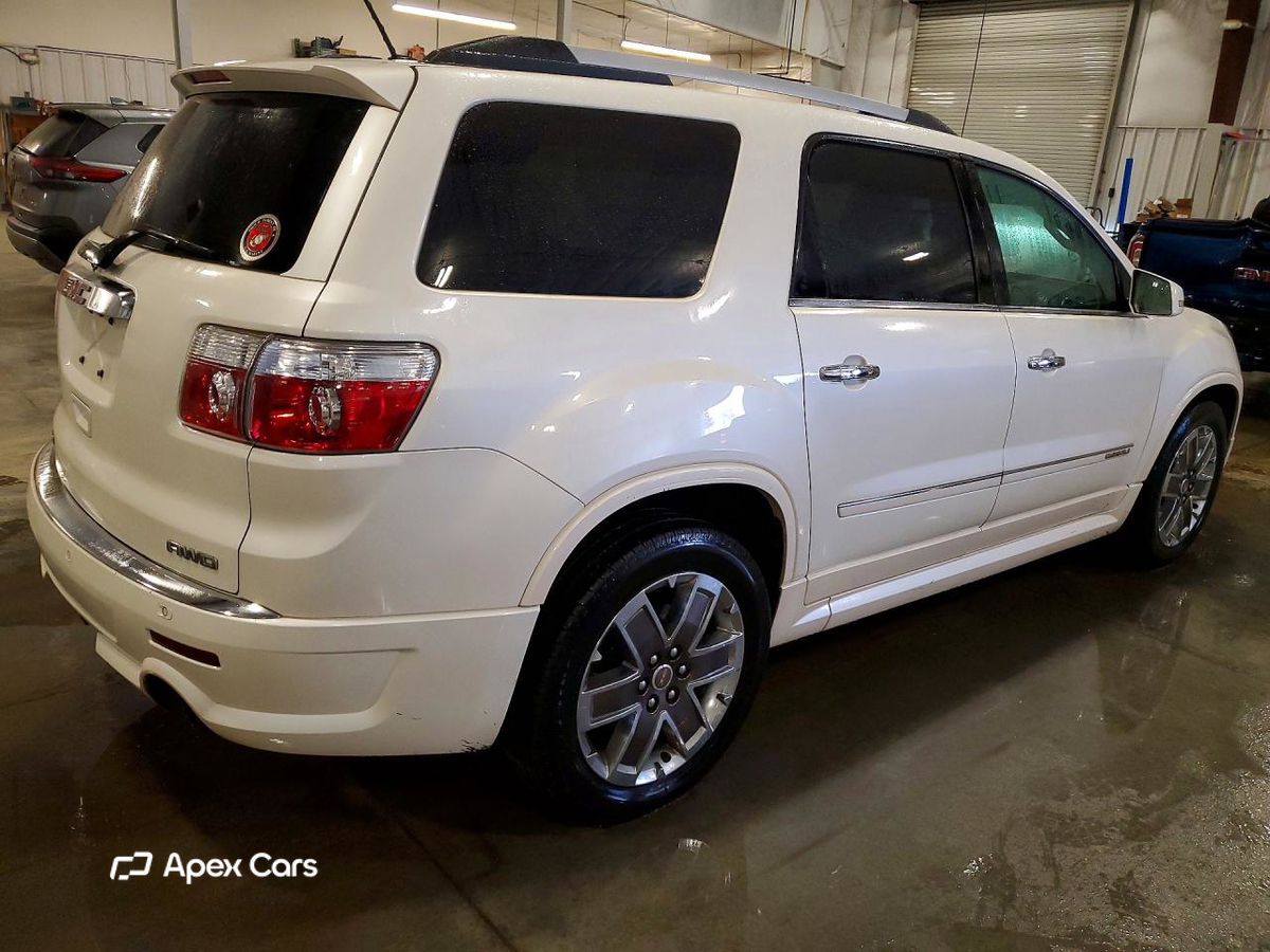 GMC Acadia 2012
