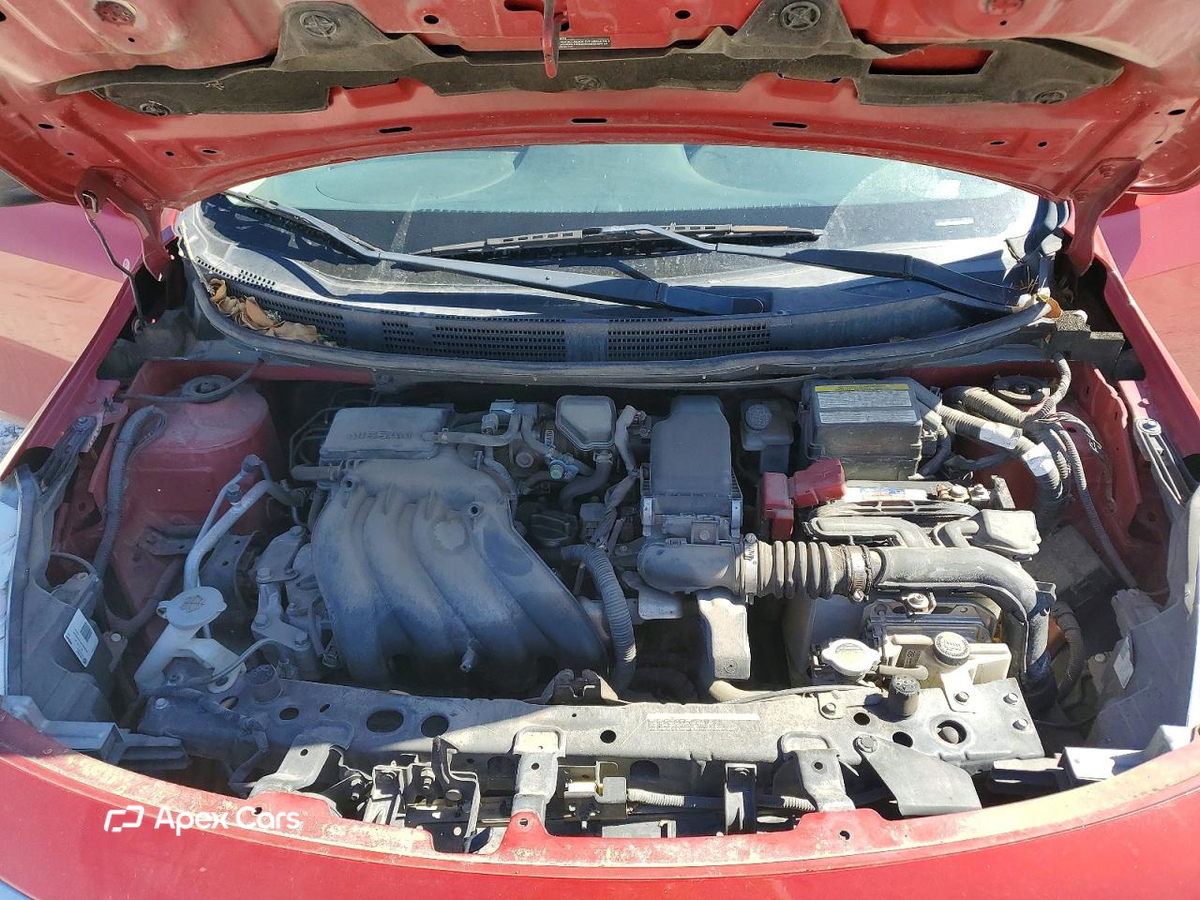 Nissan Versa 2015