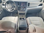 Toyota Sienna 2015