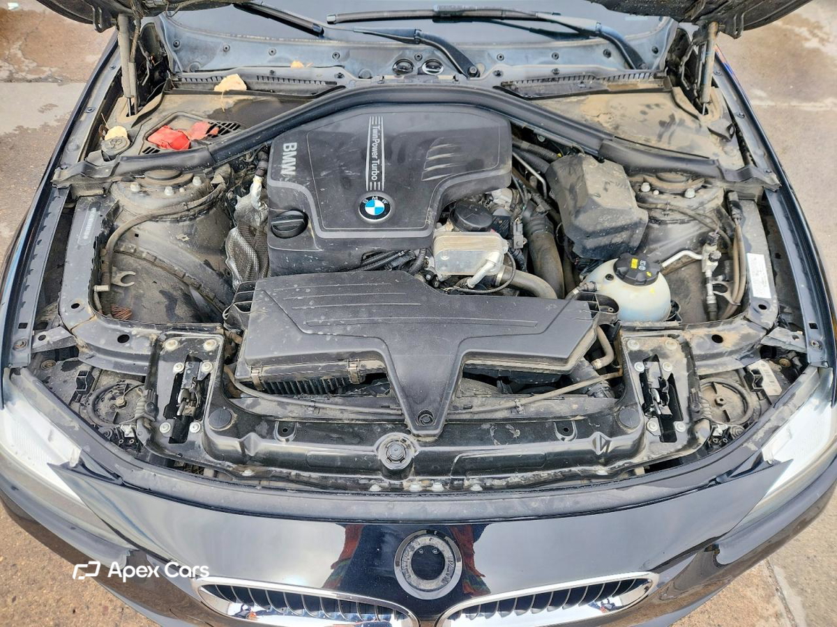 BMW Series 3 2016
