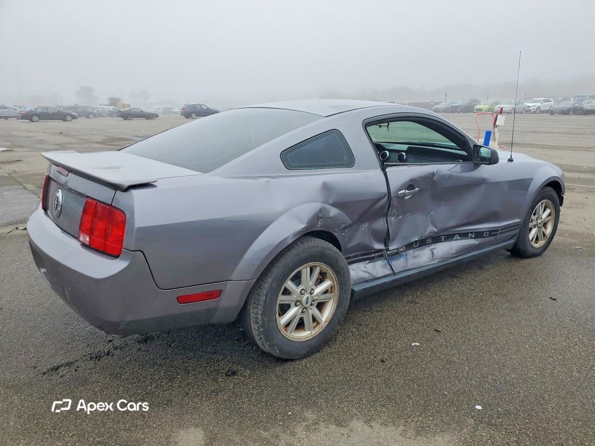 Ford Mustang 2007