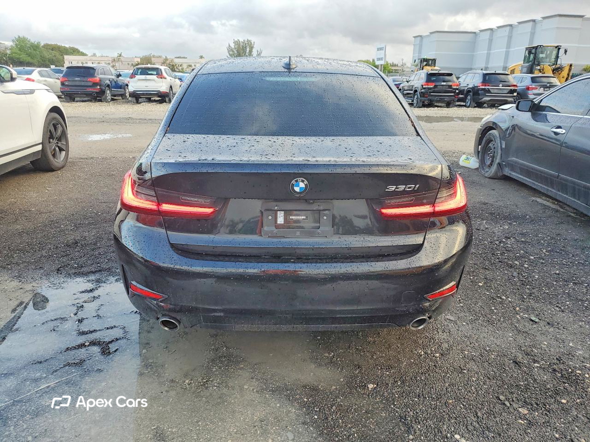 BMW Series 3 2022