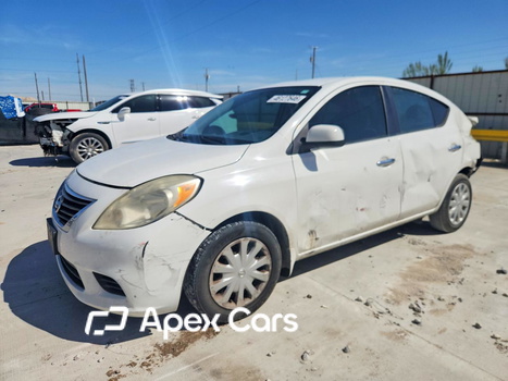 Nissan Versa 2013 - Image 1 of 13
