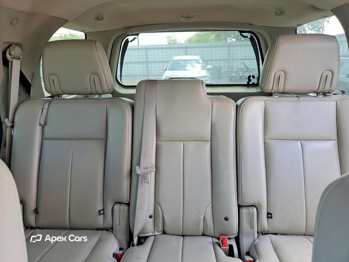 Ford Expedition 2011
