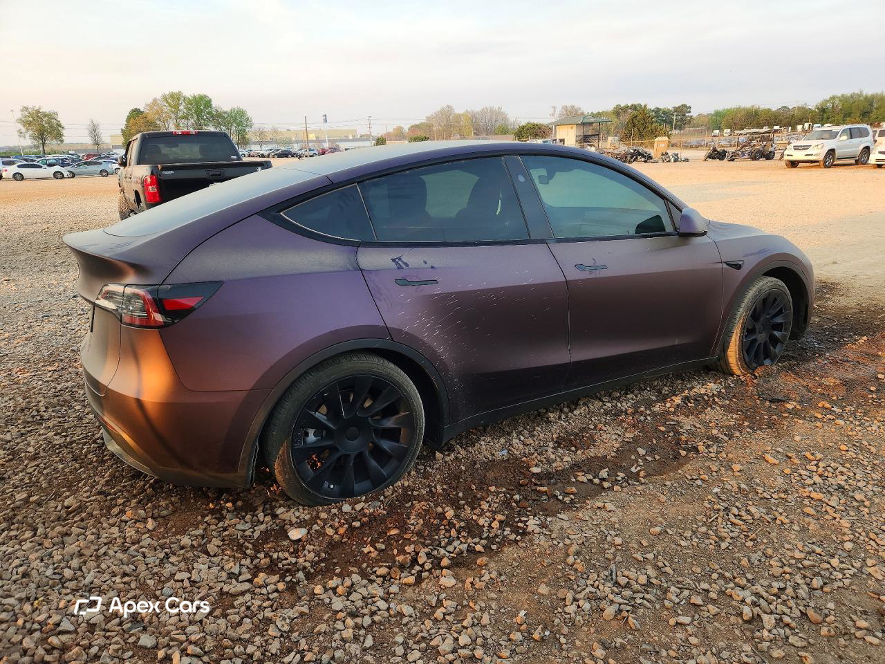 Tesla Model Y 2024