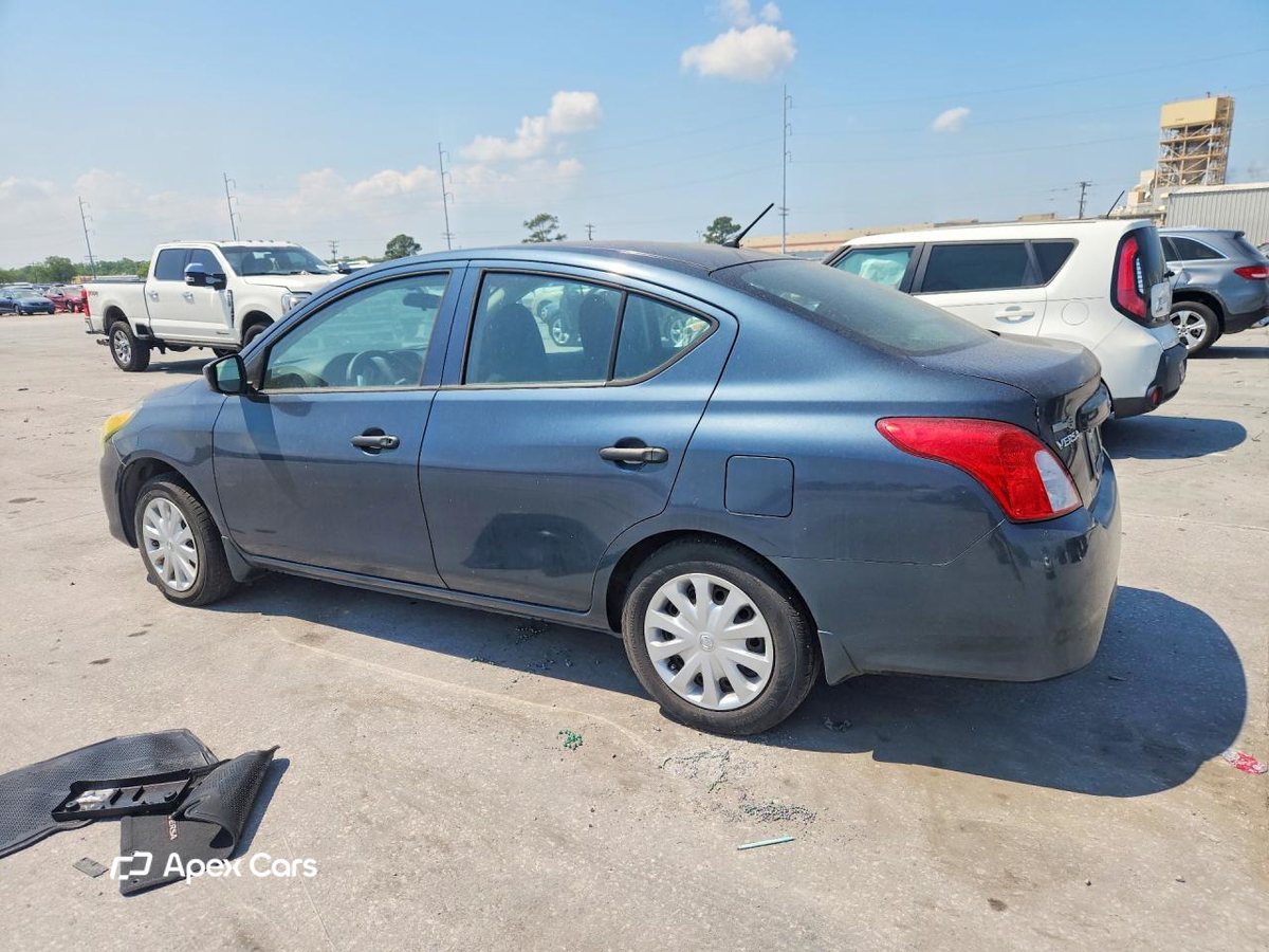 Nissan Versa 2016