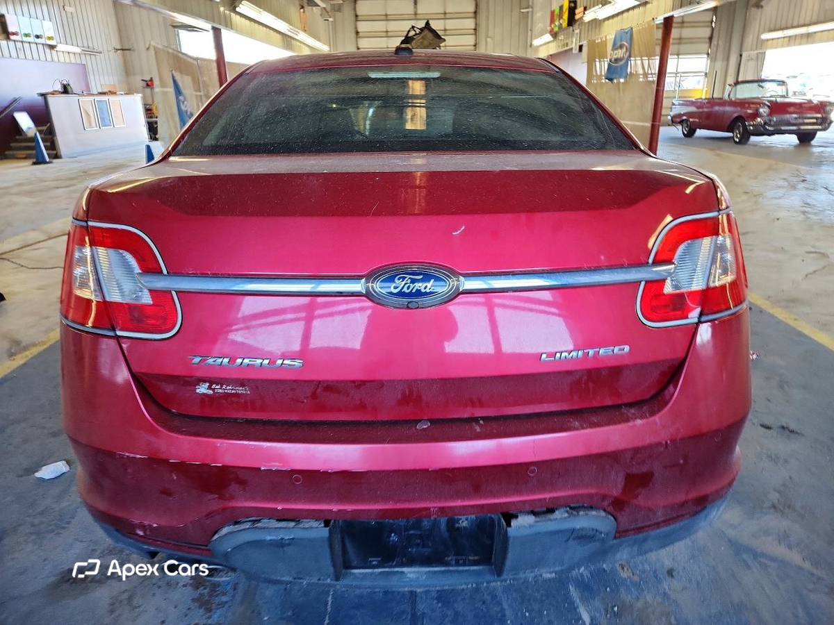 Ford Taurus 2010