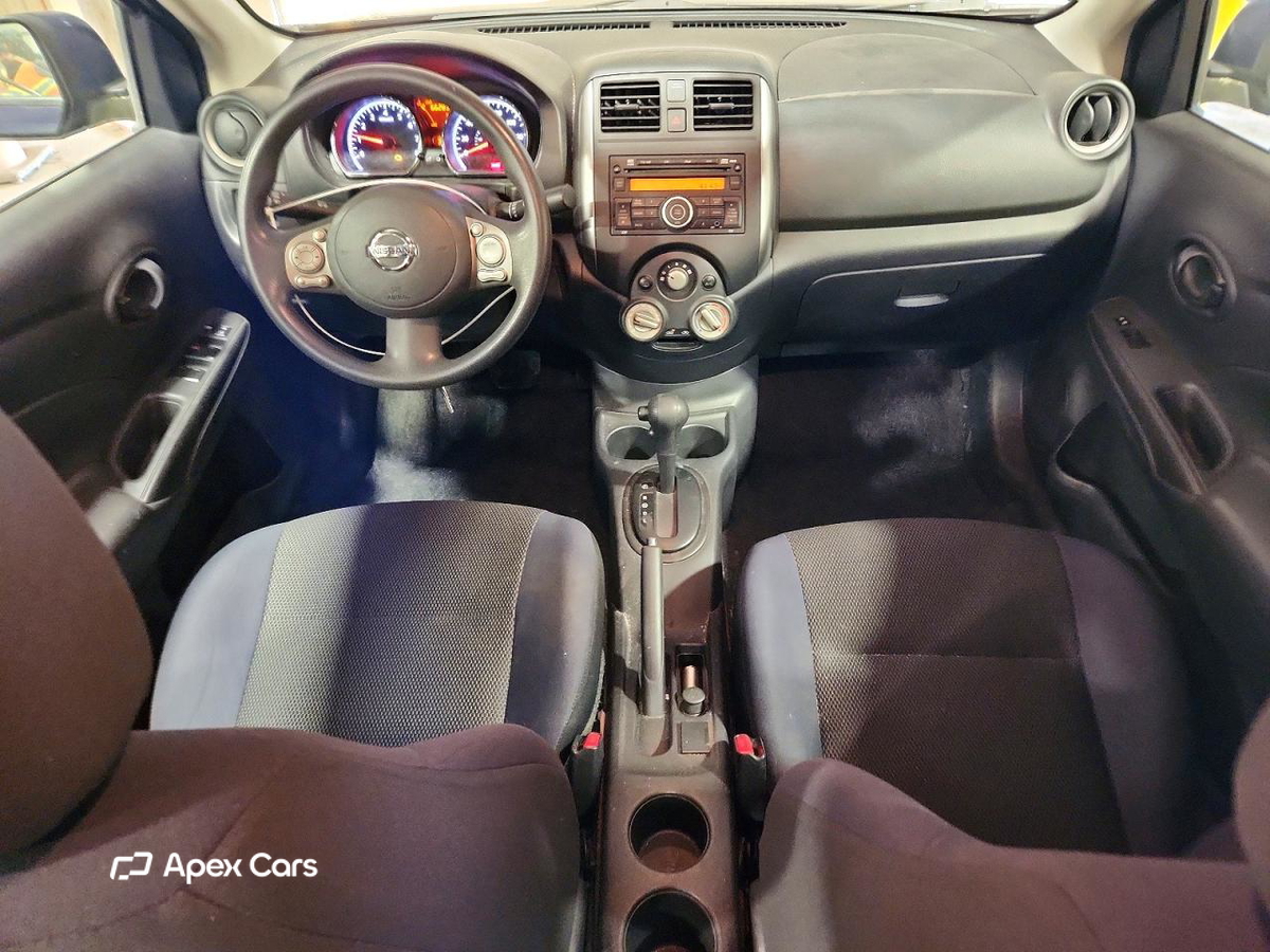 Nissan Versa 2012
