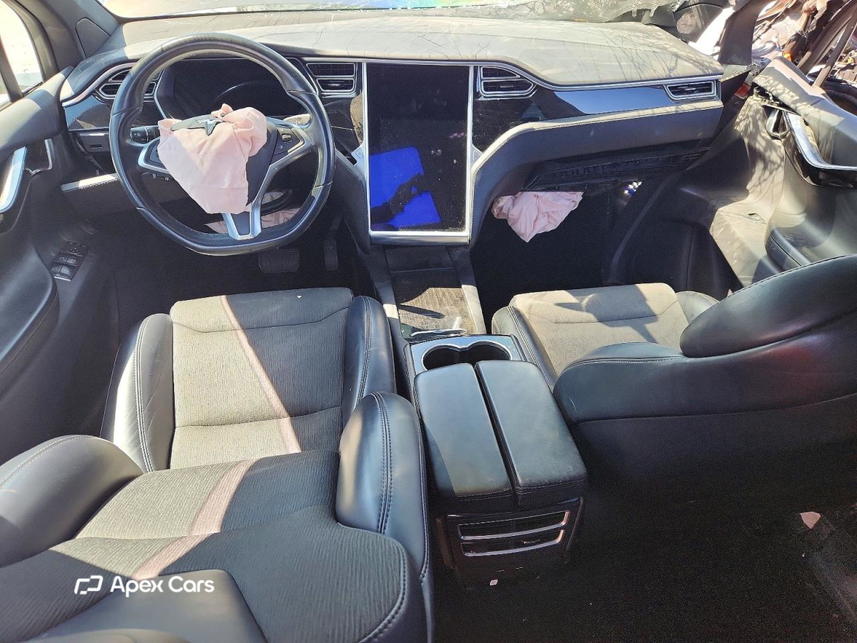 Tesla Model X 2018