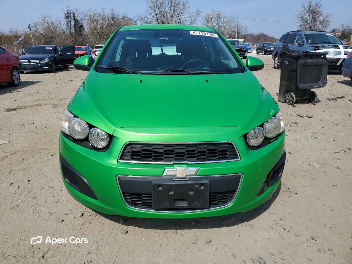 Chevrolet Sonic 2015