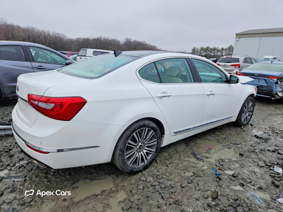Kia Cadenza 2015