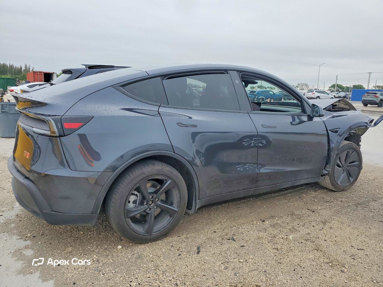 Tesla Model Y 2026