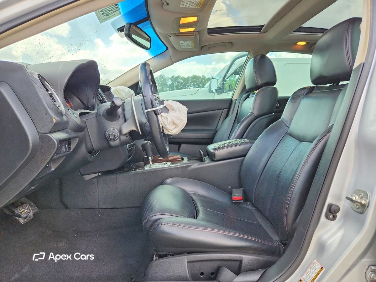 Nissan Maxima 2011