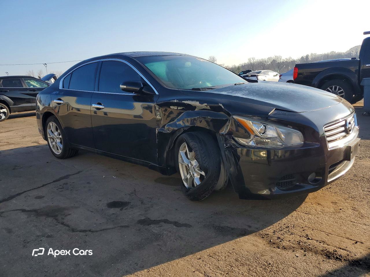 Nissan Maxima 2013
