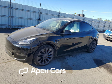 Tesla Model Y 2024 - Image 1 of 14
