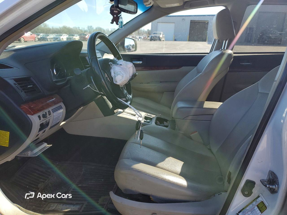 Subaru Outback 2012