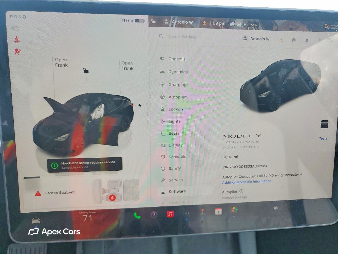 Tesla Model Y 2025