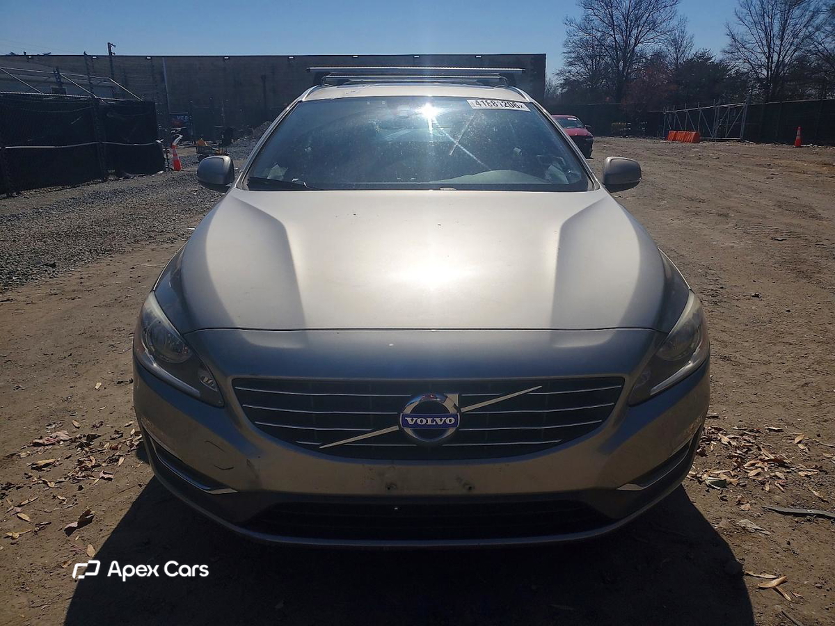Volvo V60 2015