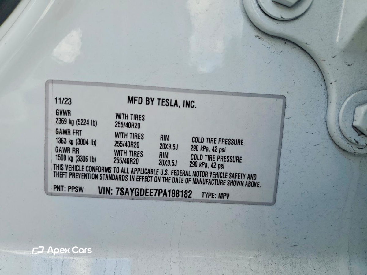 Tesla Model Y 2023